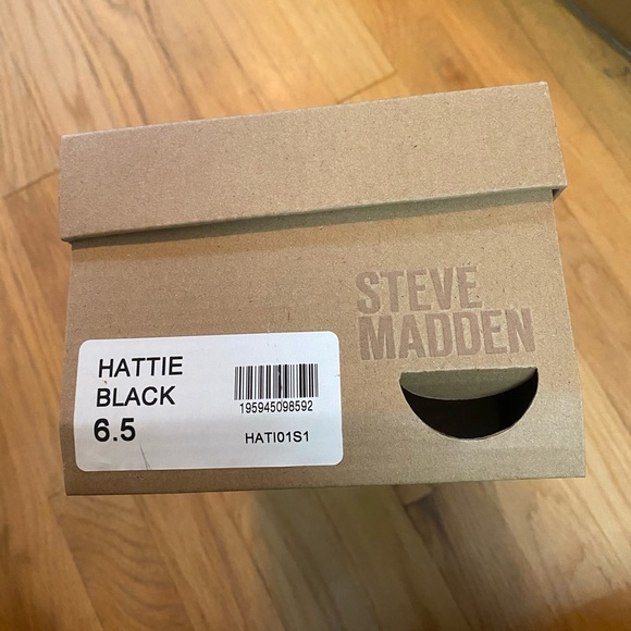 Steve Madden Hattie sandals - Picture 2 of 4